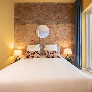 https://the-red-monkey.hotelsantwerp.net